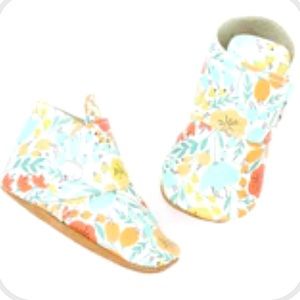 Mon Petit Adorable Leather Snap Side Soft Sole Poppy Floral Bootie New in Bag